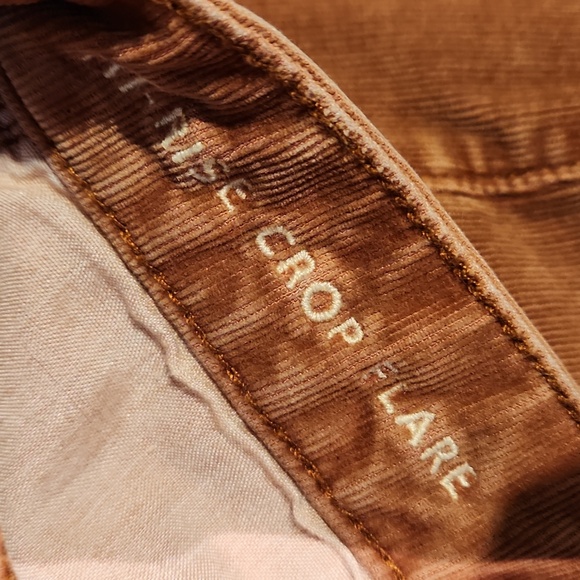 ❤️ AMERICAN EAGLE CORDUROY HIGH RISE CROP FLARE JEANS, 8 (29) - Picture 4 of 8